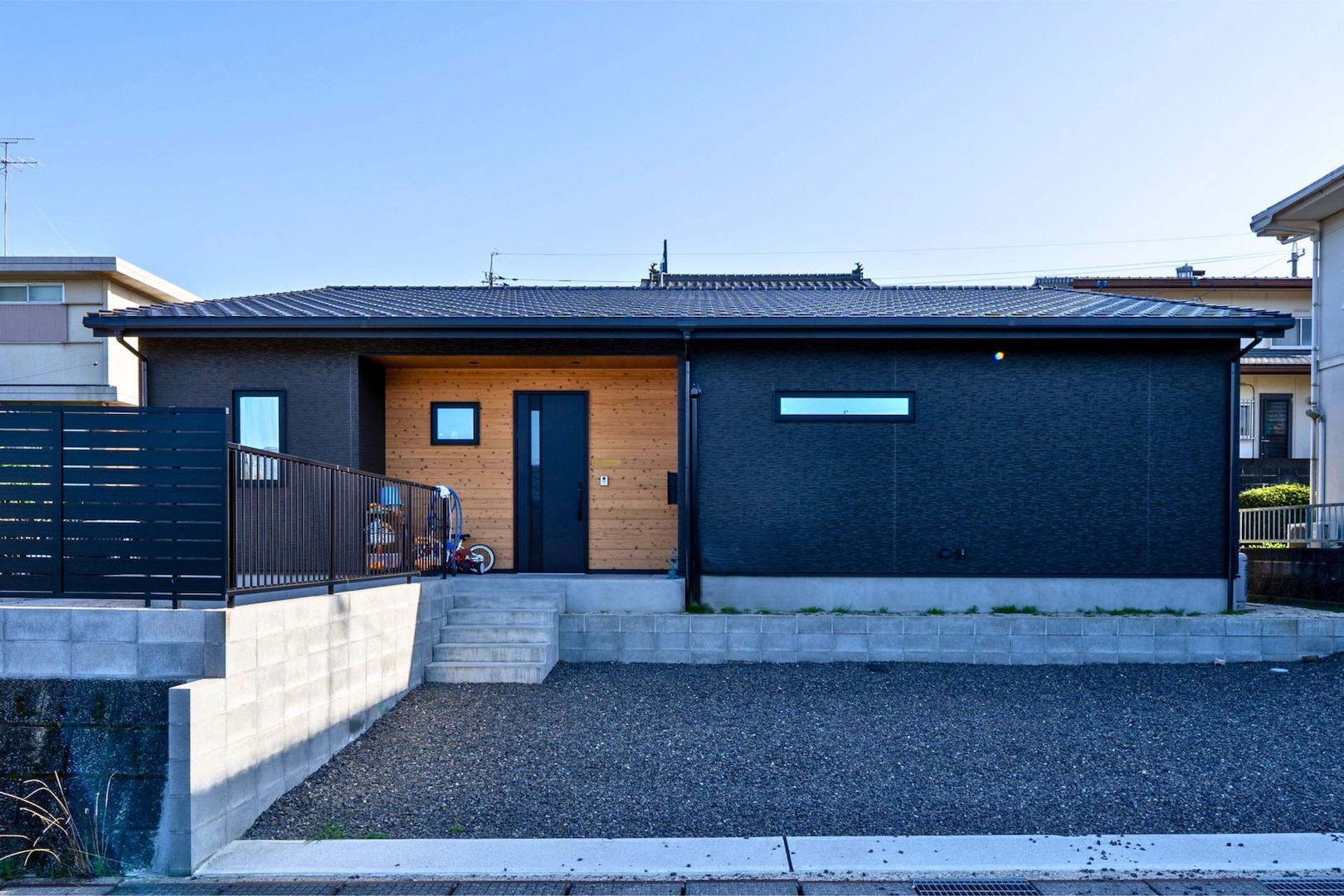 実は重要なポイント！玄関の位置